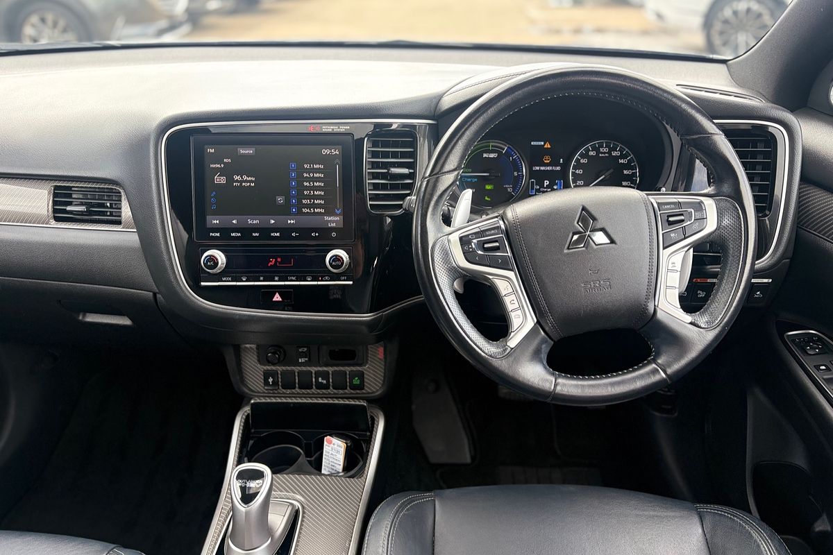 2019 Mitsubishi Outlander PHEV Exceed ZL
