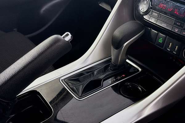 2024 Mitsubishi Eclipse Cross ES YB