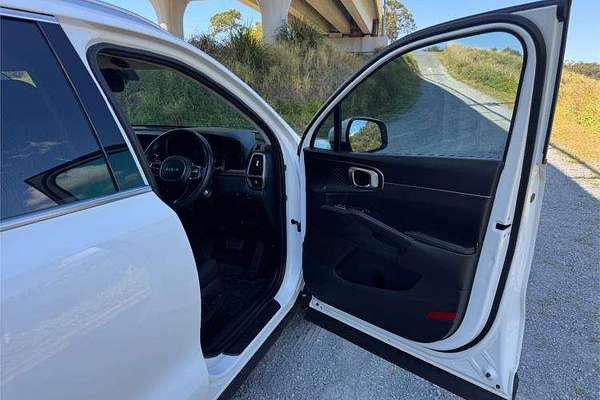 2022 Kia Sorento Sport MQ4