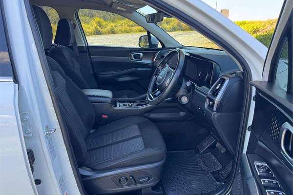 2022 Kia Sorento Sport MQ4