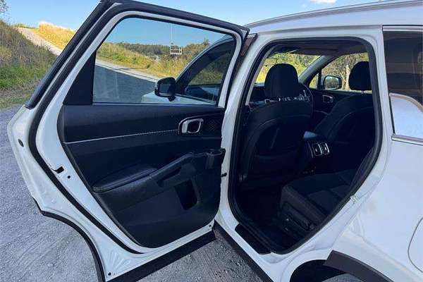2022 Kia Sorento Sport MQ4