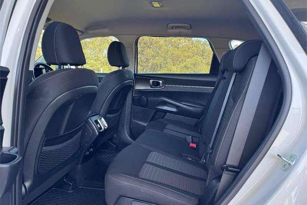 2022 Kia Sorento Sport MQ4