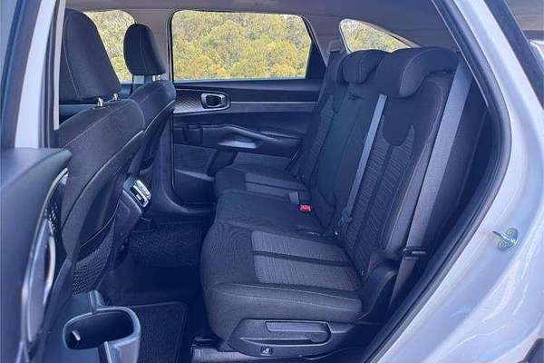 2022 Kia Sorento Sport MQ4