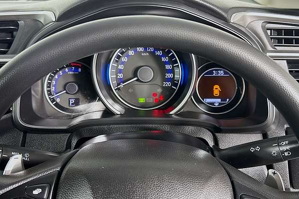 2016 Honda Jazz VTi GF