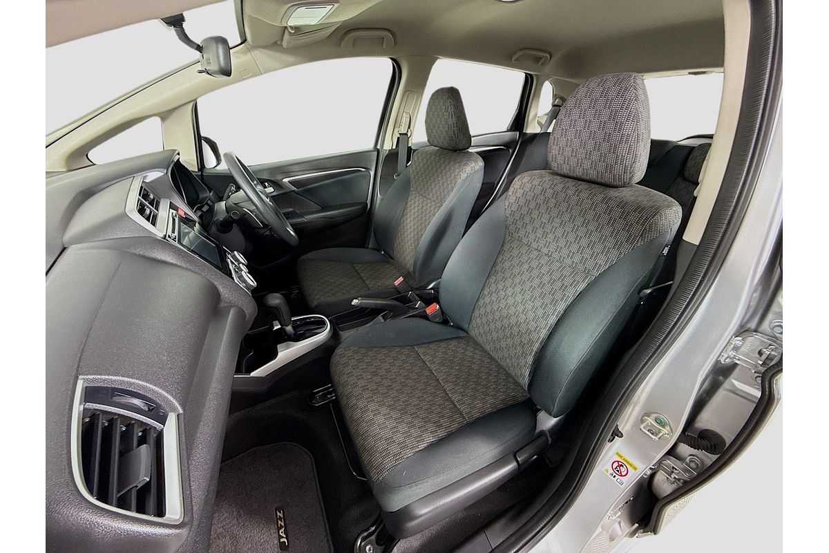 2016 Honda Jazz VTi GF