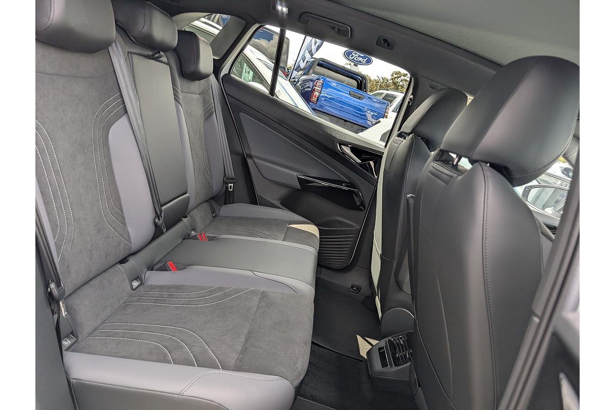 2025 Volkswagen ID.4 Pro E2