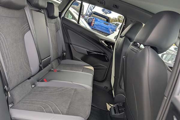 2025 Volkswagen ID.4 Pro E2