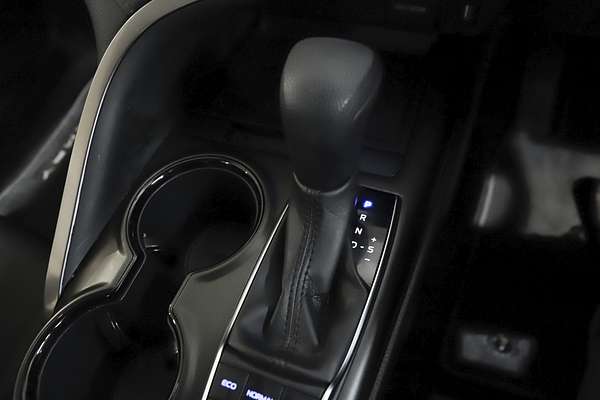 2021 Toyota Camry Ascent AXVH70R