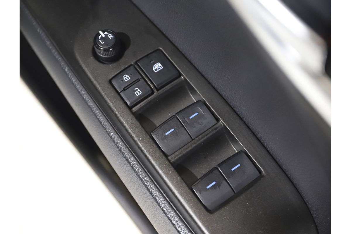 Camry Hybrid Ascent 2.5L Auto CVT Sedan 2Z76740 001