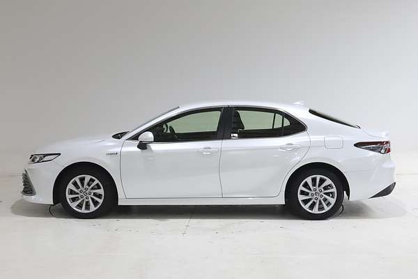 2021 Toyota Camry Ascent AXVH70R