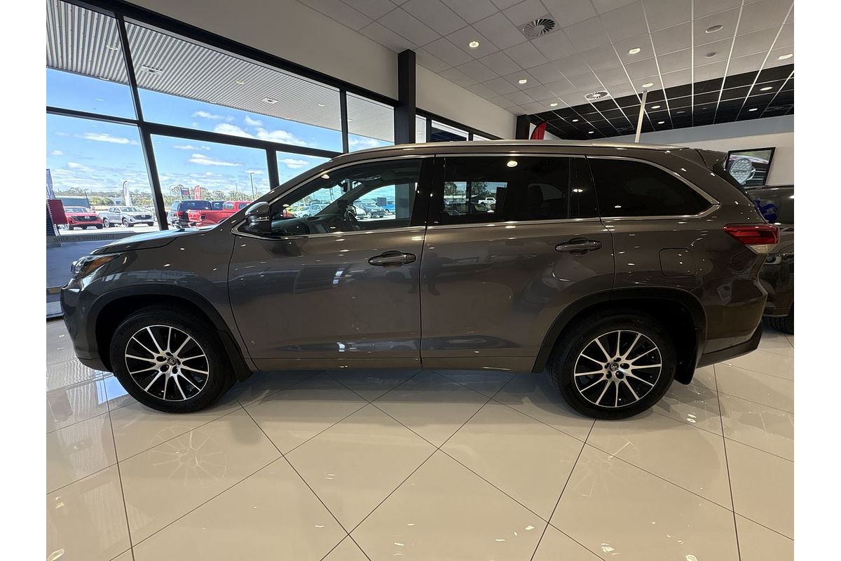 2017 Toyota Kluger Grande GSU50R