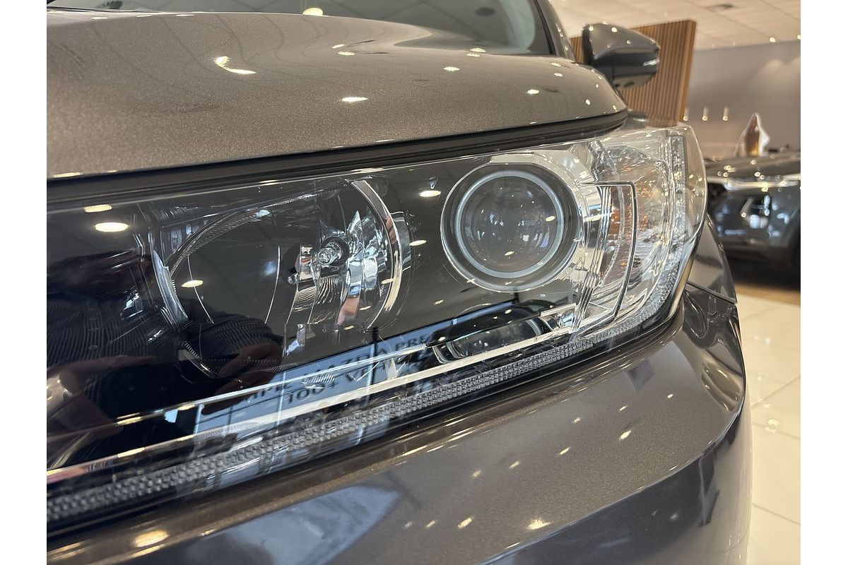 2017 Toyota Kluger Grande GSU50R