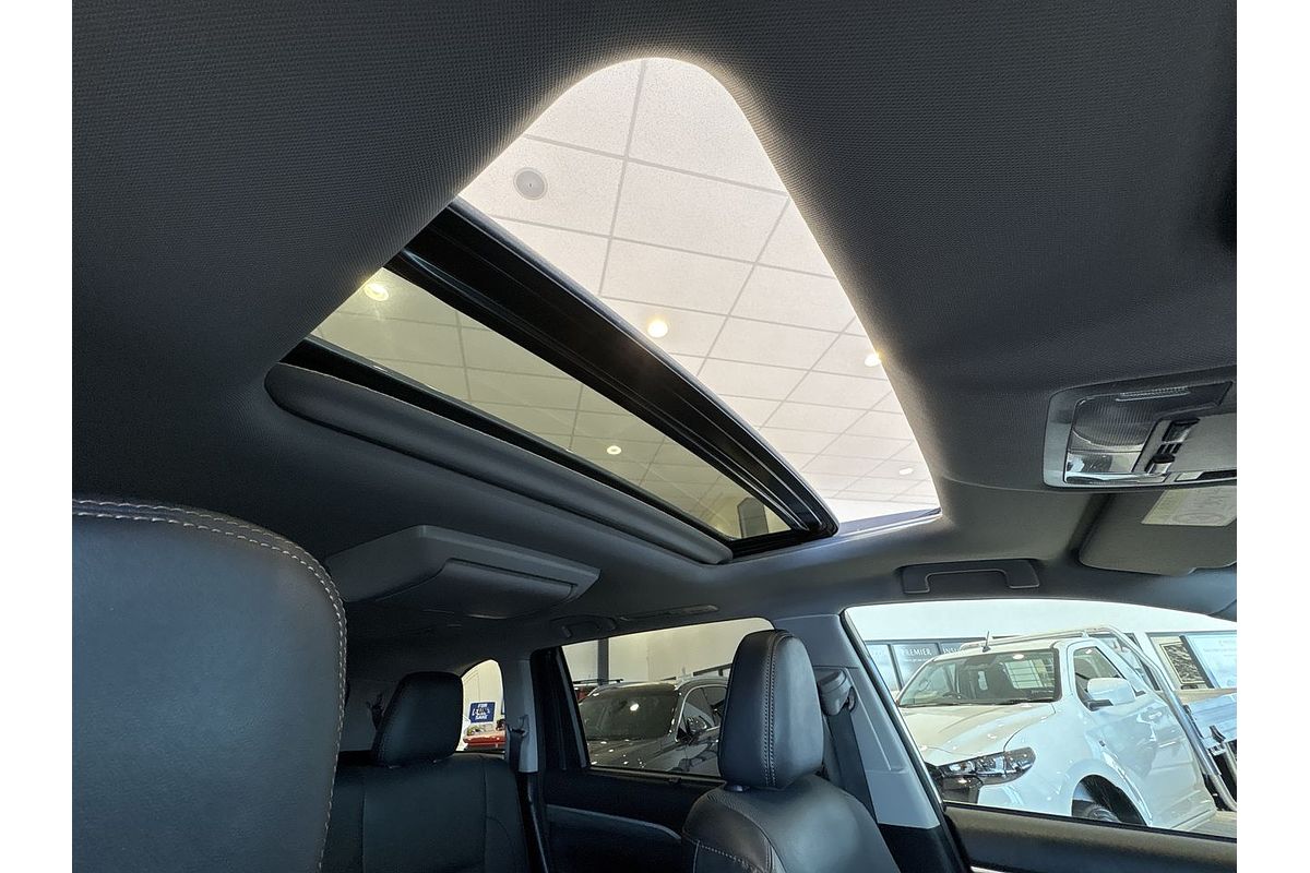 2017 Toyota Kluger Grande GSU50R