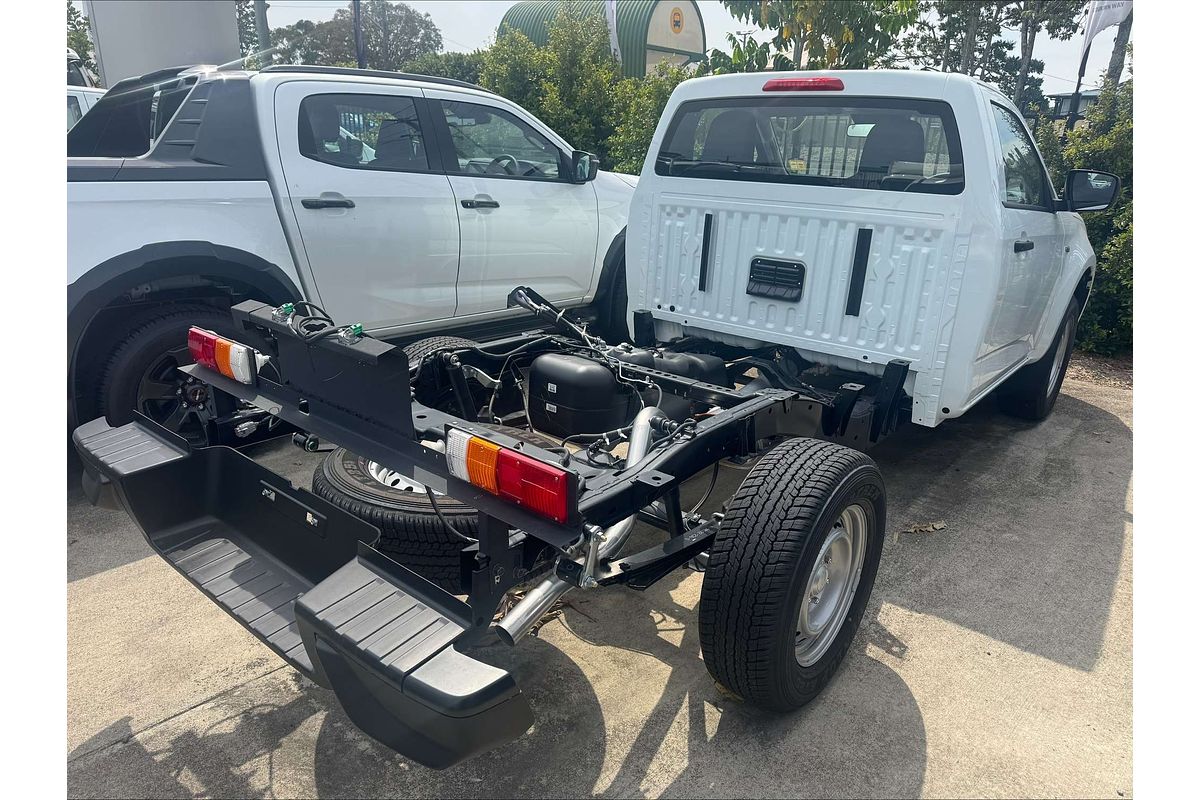 2025 Isuzu D-MAX SX 4X4