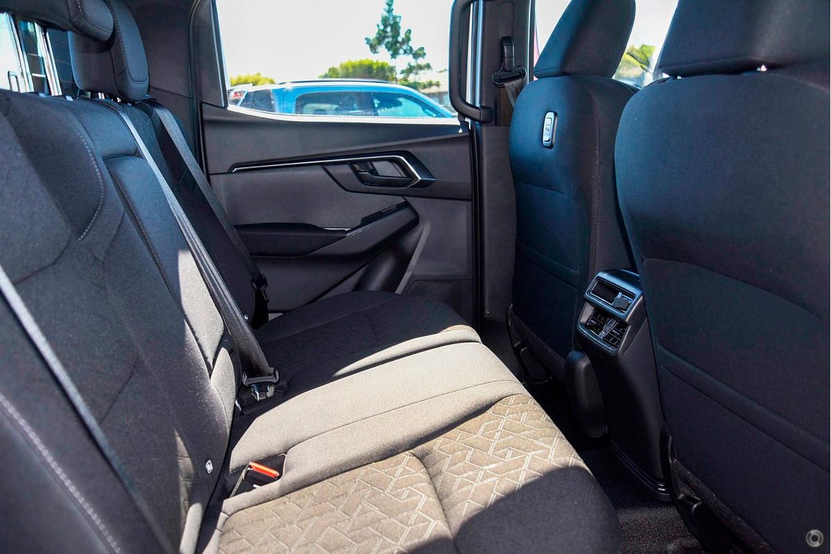 2025 Isuzu D-MAX X-RIDER 4X4