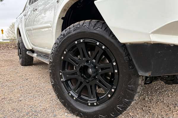 2015 Mitsubishi Triton GLX-R MN 4X4