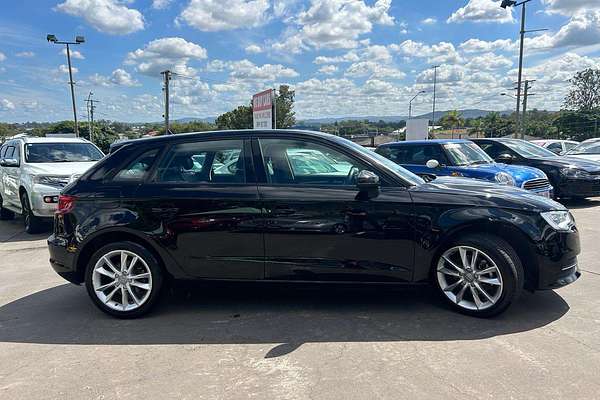 2014 Audi A3 Attraction 8V
