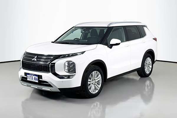 2024 Mitsubishi Outlander LS ZM
