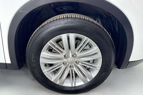 2024 Mitsubishi Outlander LS ZM