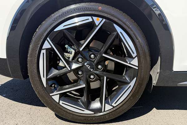 2024 Kia K4 GT-Line CL4m