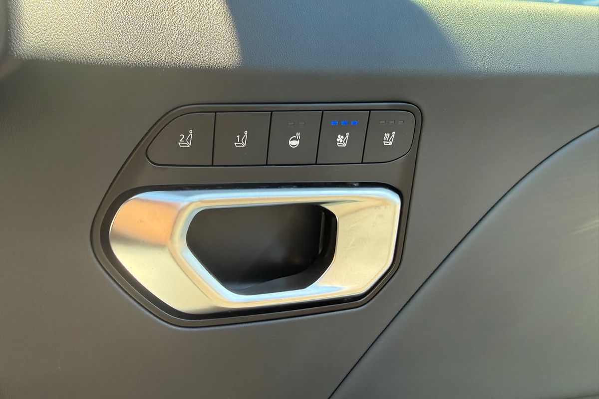 2024 Kia K4 GT-Line CL4m
