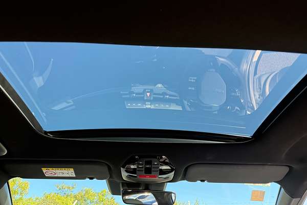 2024 Kia K4 GT-Line CL4m