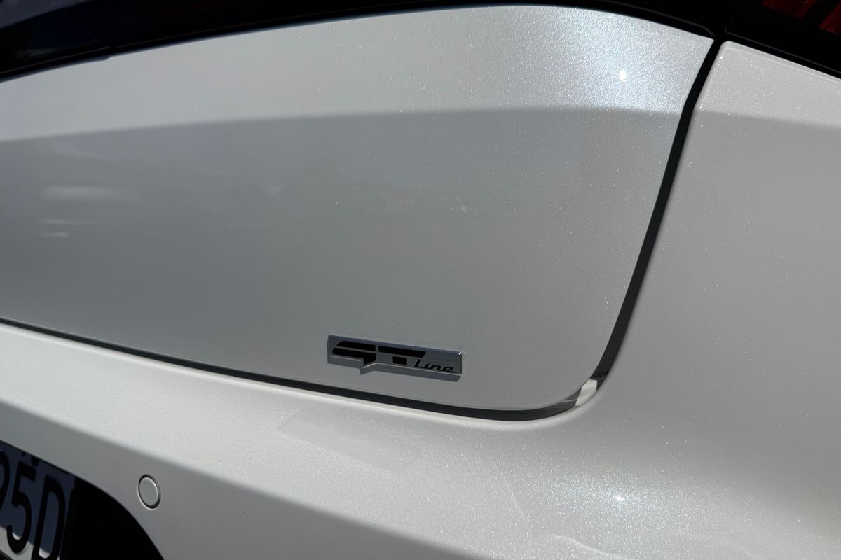 2024 Kia K4 GT-Line CL4m
