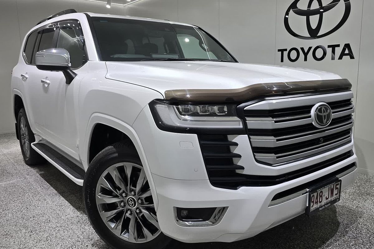 2023 Toyota Landcruiser Sahara ZX FJA300R