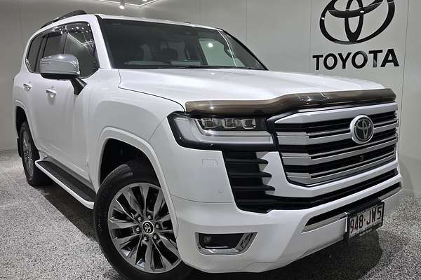 2023 Toyota Landcruiser Sahara ZX FJA300R