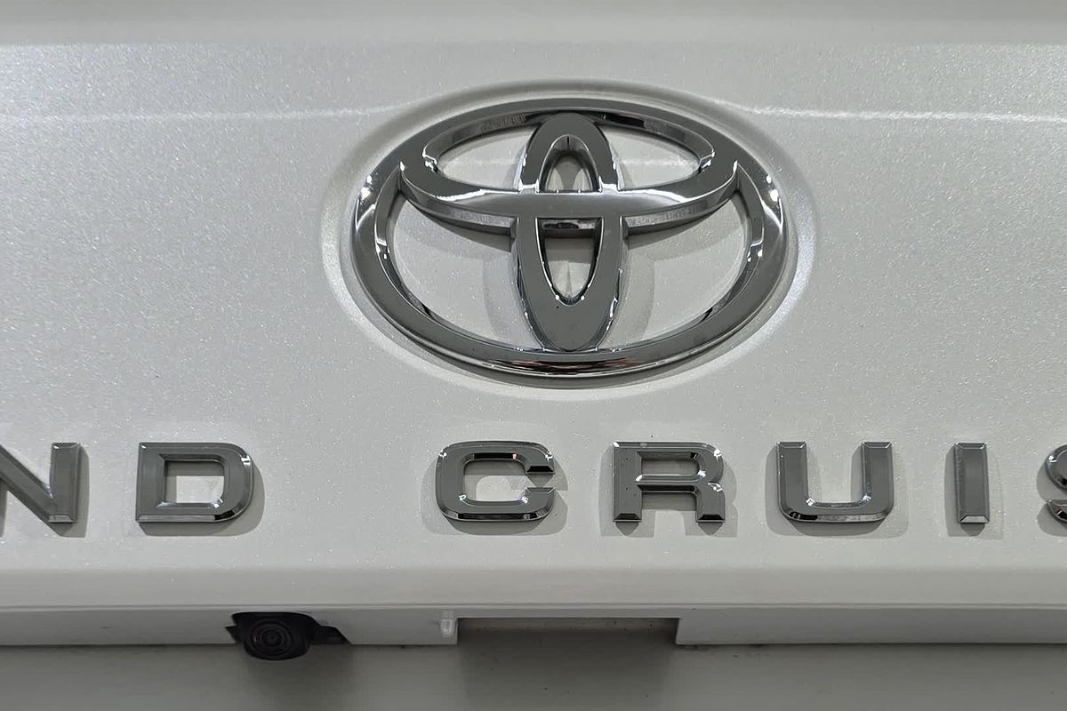 2023 Toyota Landcruiser Sahara ZX FJA300R