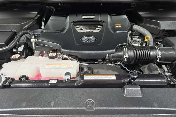 2023 Toyota Landcruiser Sahara ZX FJA300R