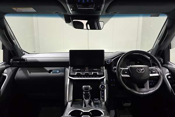 2023 Toyota Landcruiser Sahara ZX FJA300R