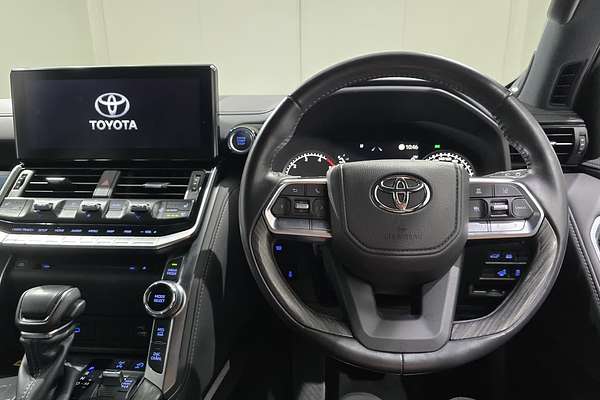 2023 Toyota Landcruiser Sahara ZX FJA300R