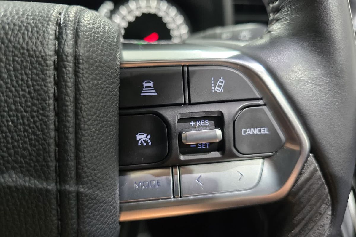 2023 Toyota Landcruiser Sahara ZX FJA300R