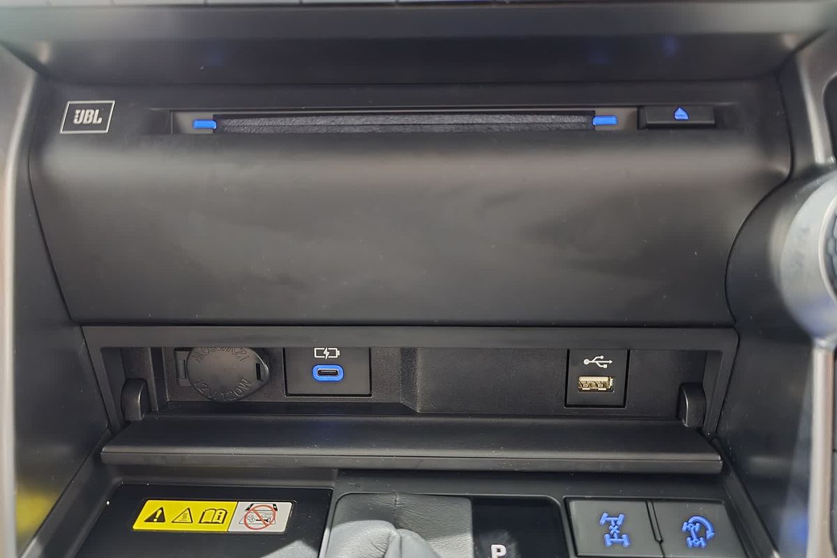 2023 Toyota Landcruiser Sahara ZX FJA300R