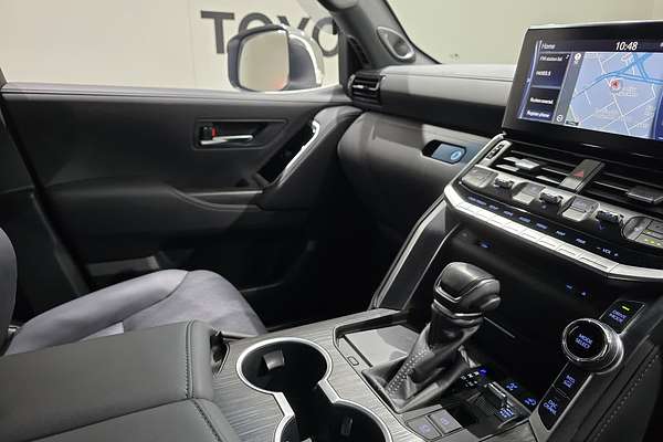 2023 Toyota Landcruiser Sahara ZX FJA300R