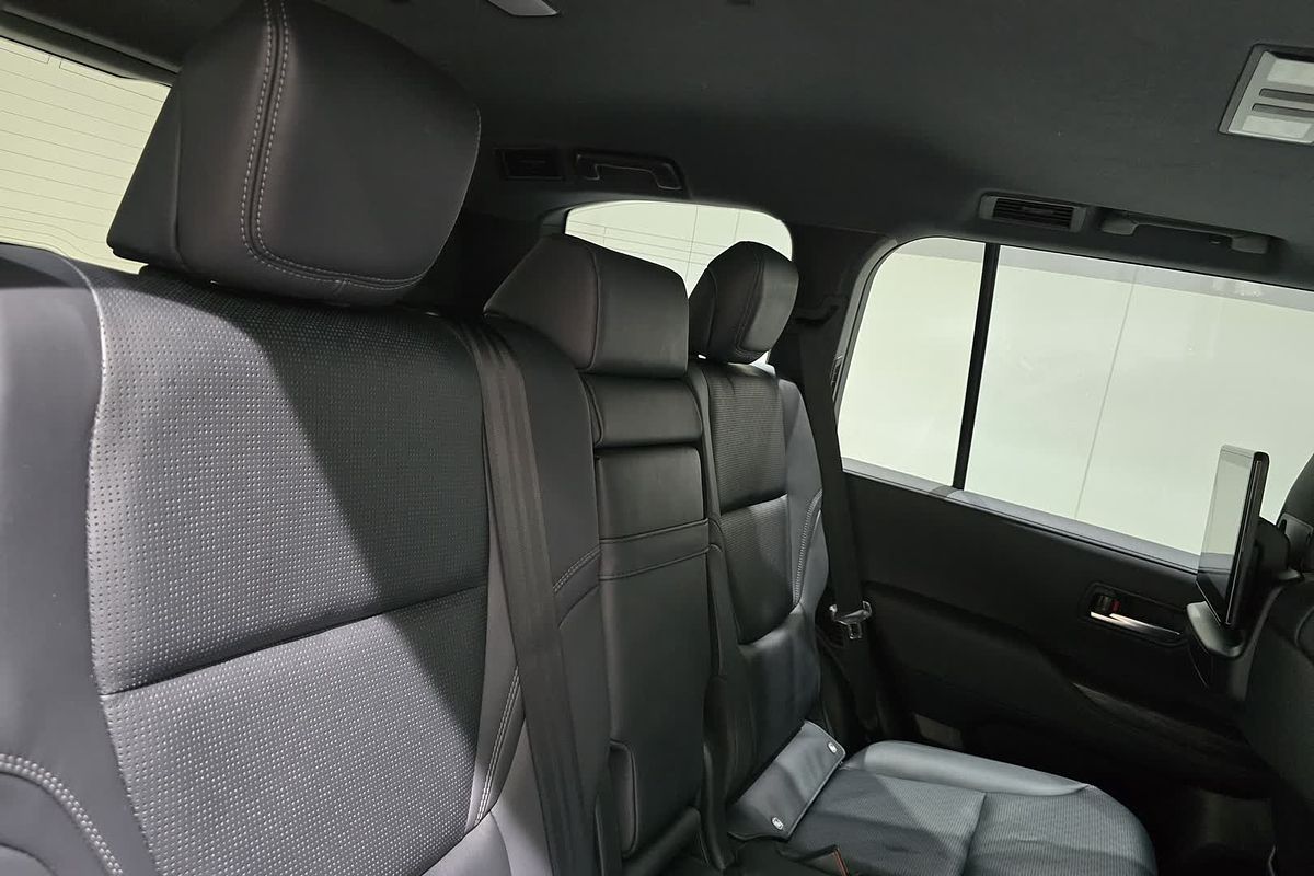 2023 Toyota Landcruiser Sahara ZX FJA300R