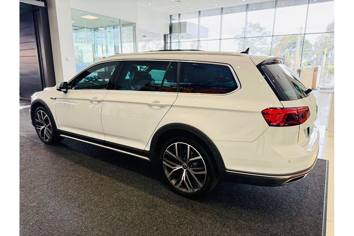 2023 Volkswagen Passat Alltrack 162TSI Premium B8