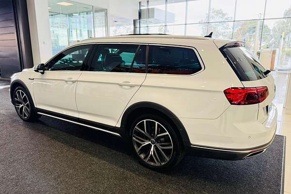 2023 Volkswagen Passat Alltrack 162TSI Premium B8