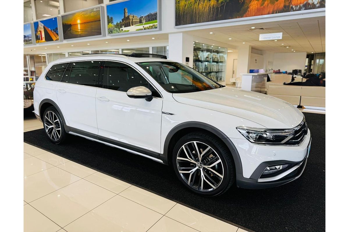 2023 Volkswagen Passat Alltrack 162TSI Premium B8