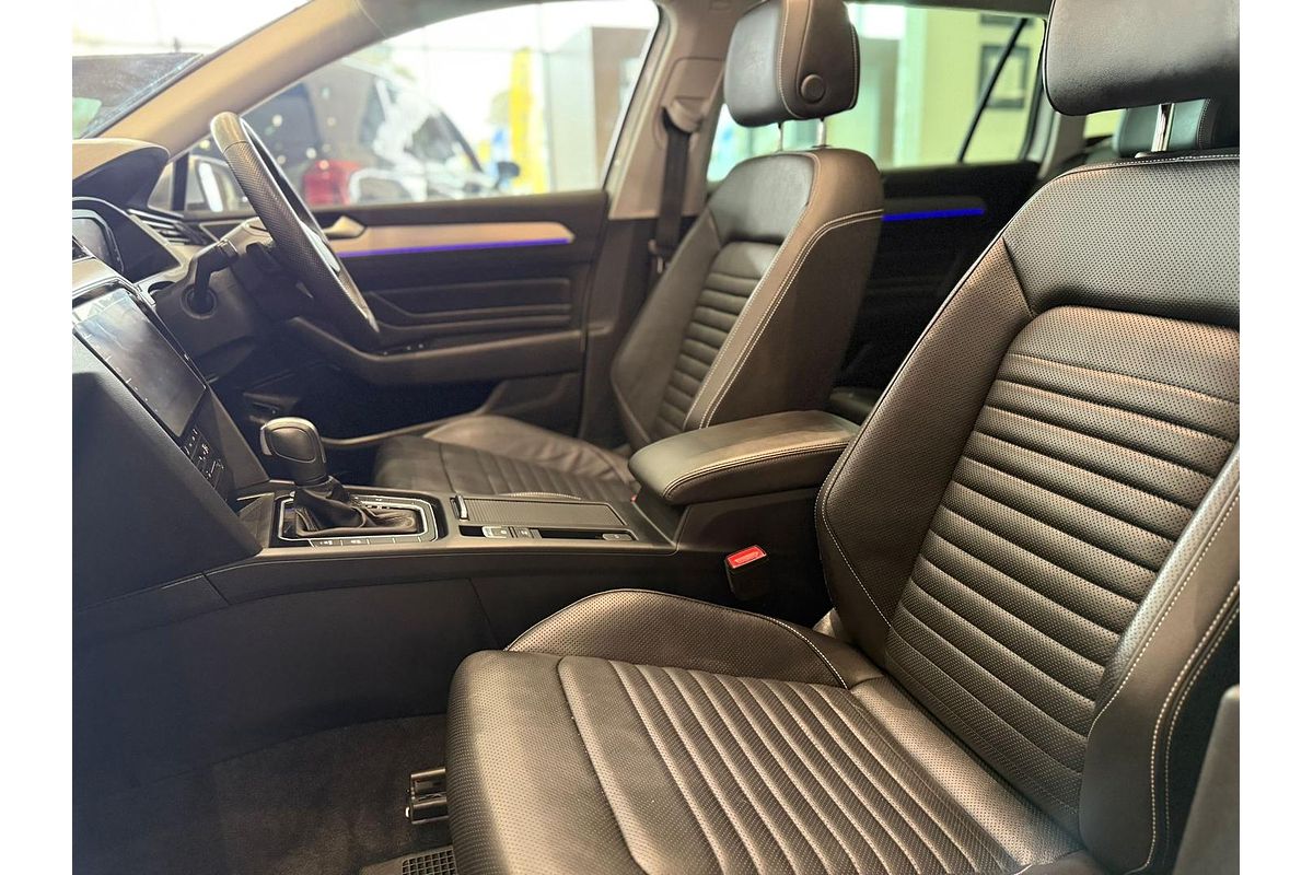 2023 Volkswagen Passat Alltrack 162TSI Premium B8