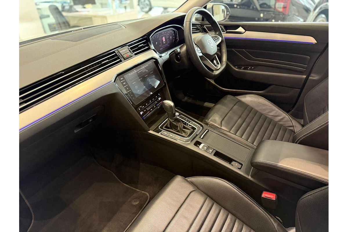 2023 Volkswagen Passat Alltrack 162TSI Premium B8