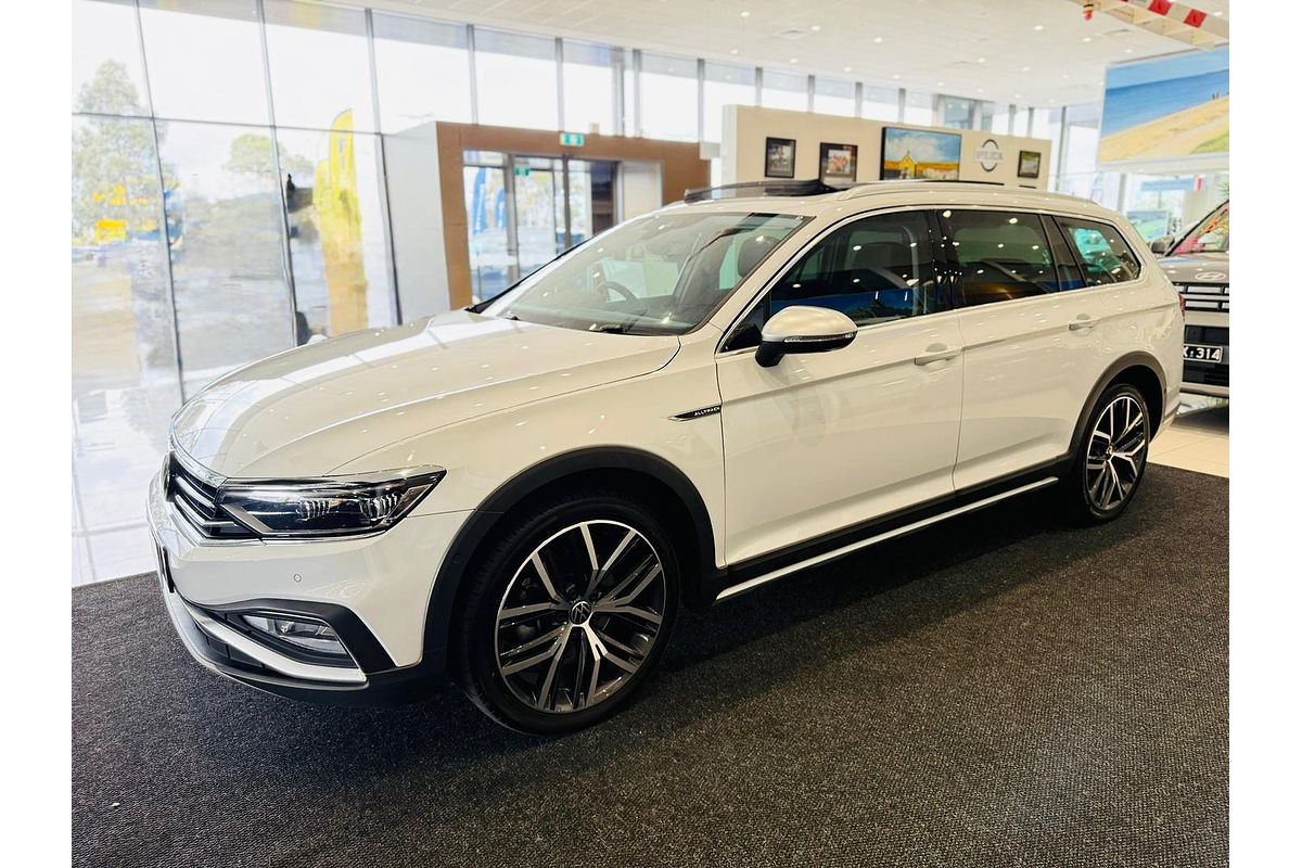 2023 Volkswagen Passat Alltrack 162TSI Premium B8