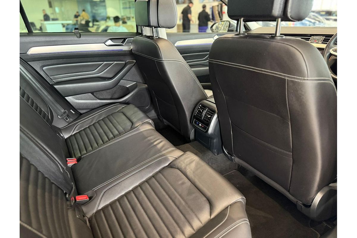 2023 Volkswagen Passat Alltrack 162TSI Premium B8