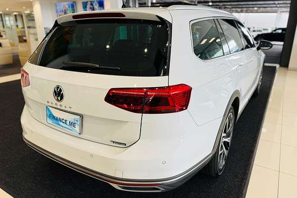 2023 Volkswagen Passat Alltrack 162TSI Premium B8