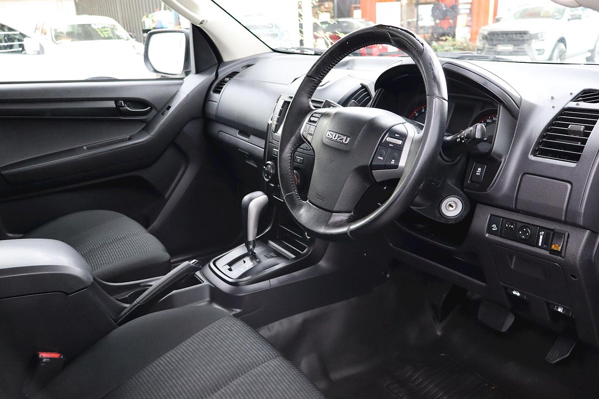 2018 Isuzu D-MAX SX High Ride Rear Wheel Drive