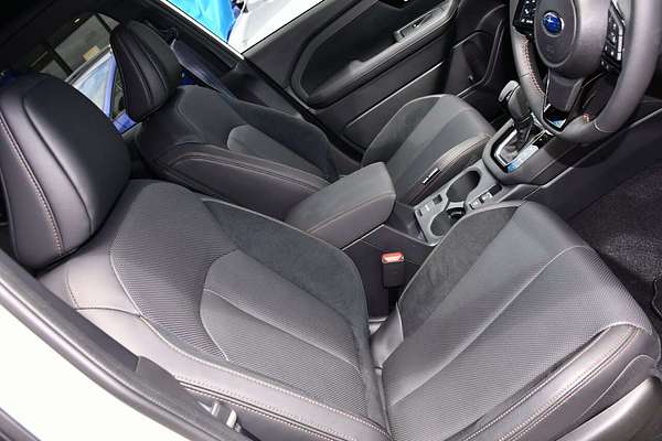 2025 Subaru Forester Hybrid Touring S6