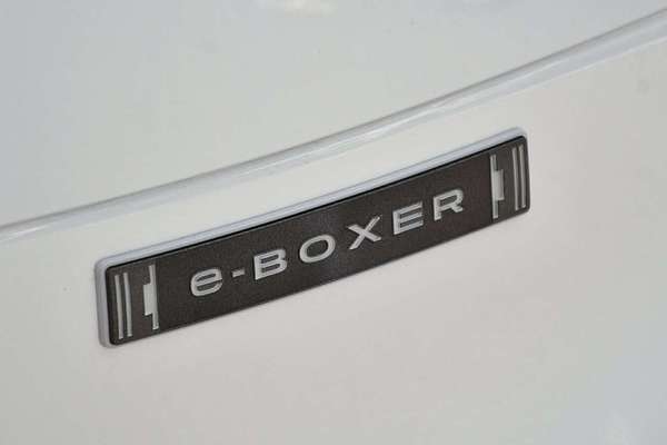 2025 Subaru Forester Hybrid Touring S6