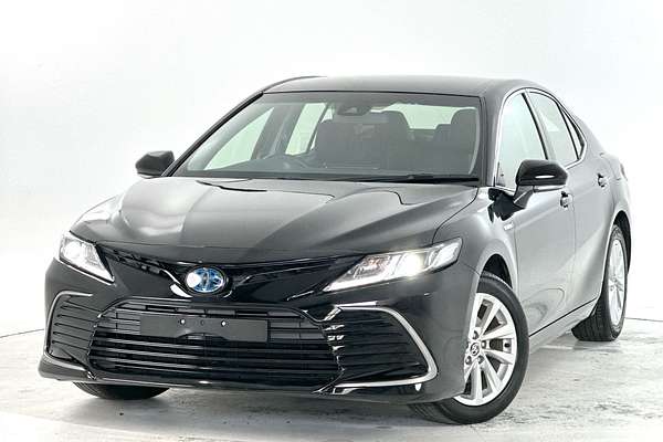 2024 Toyota Camry Ascent AXVH70R