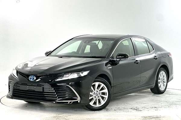 2024 Toyota Camry Ascent AXVH70R